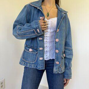 Demin jacket with pink contrast stitching and button detail